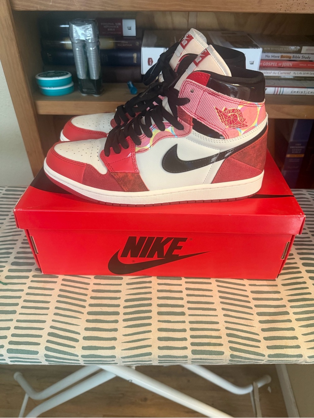 Nike High-Top Sneakers in Red, White and Black - Picture 2 of 5